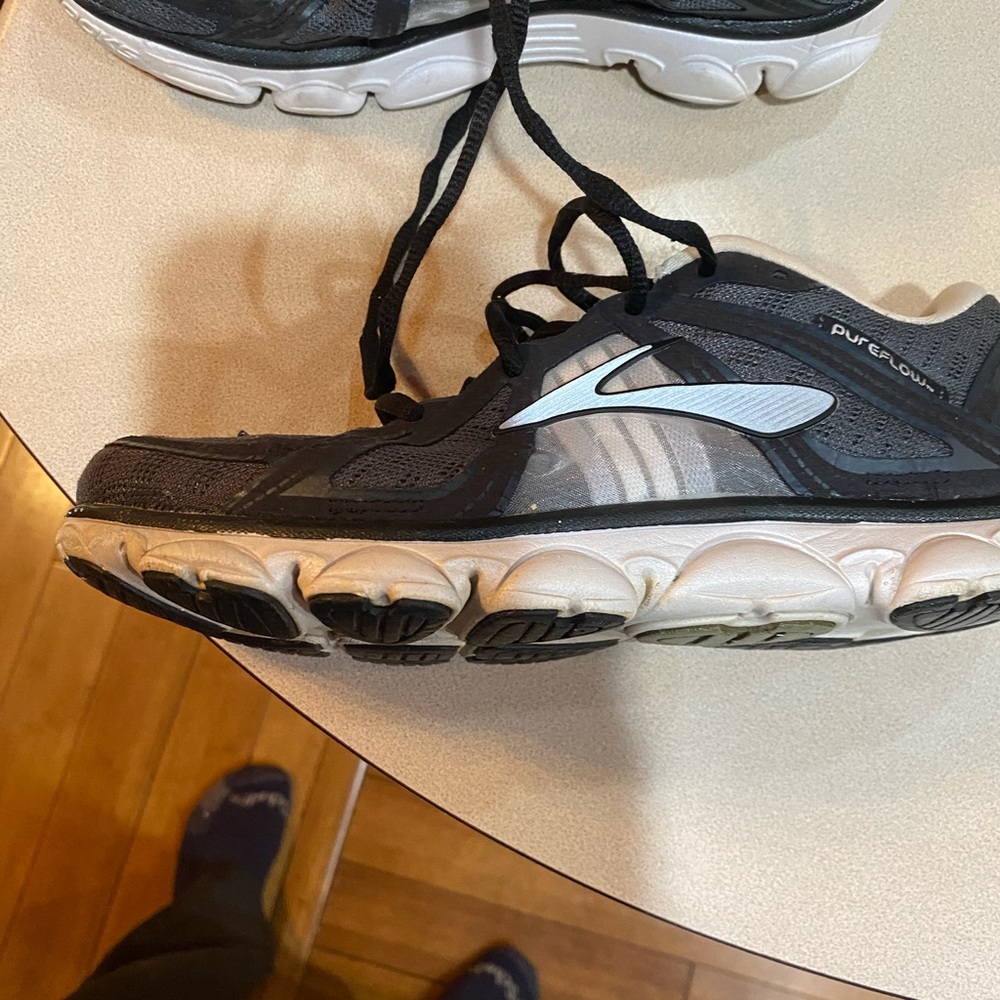 Brooks Women’s Pureflow Black Running Shoes